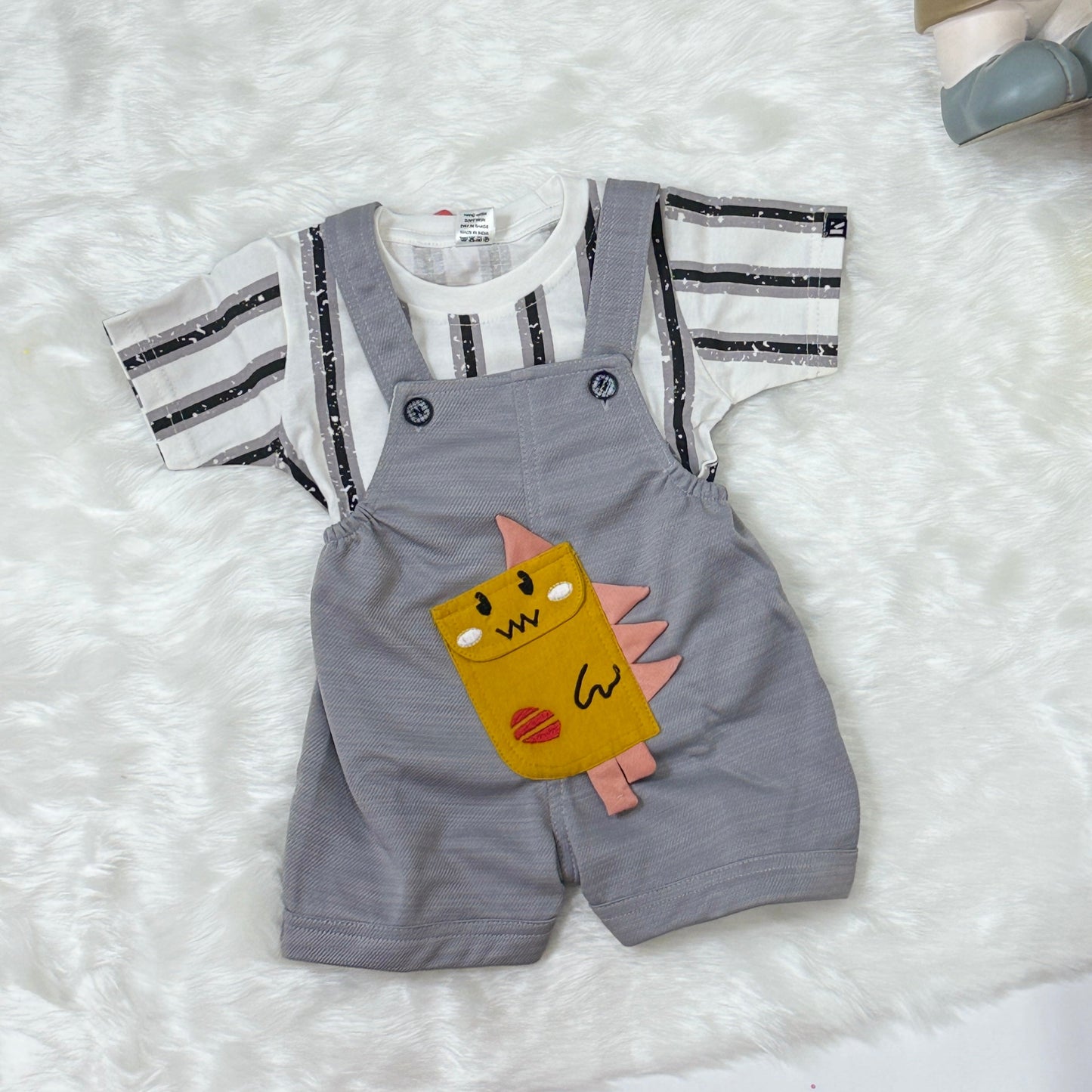 Dungaree / Tshirt & Pinafore Shorts / Kids wear